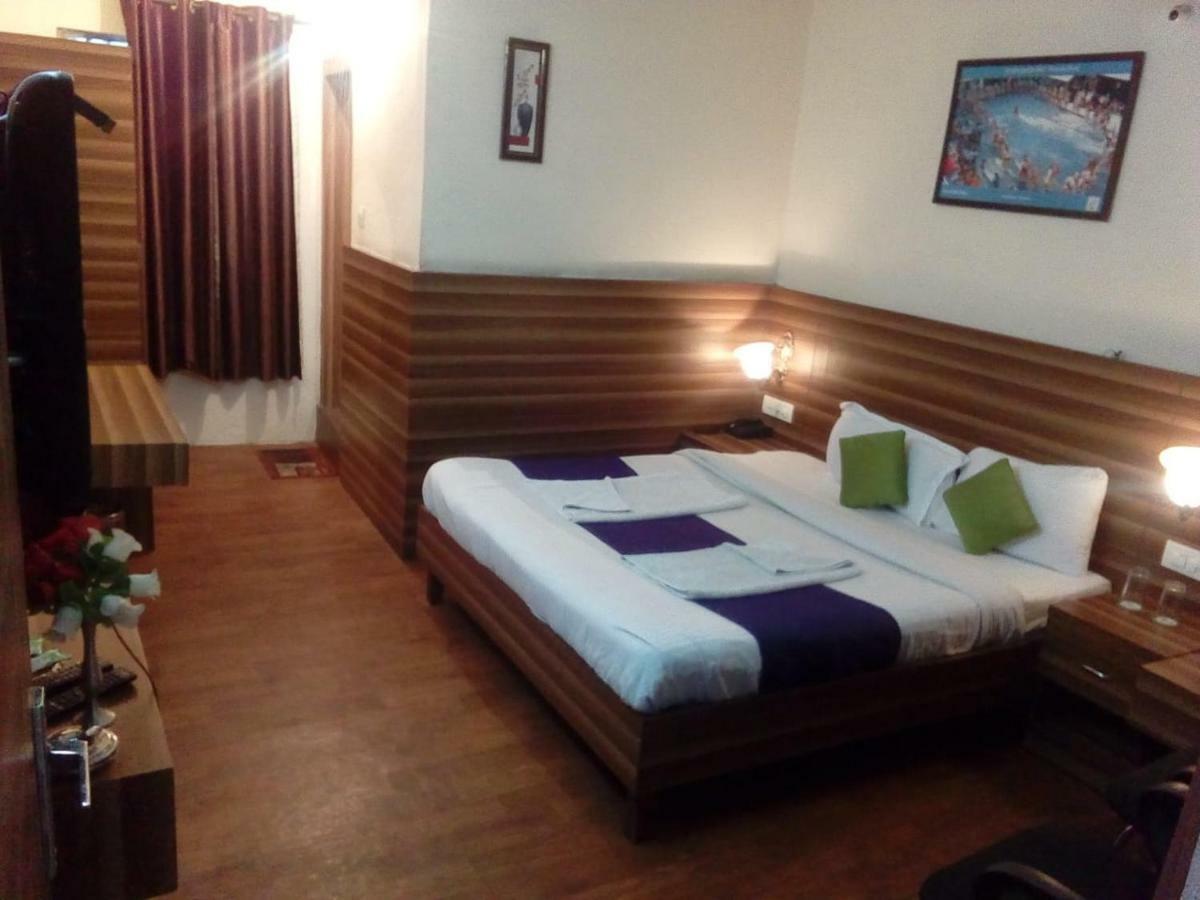 Vijay Palace Hostel Dharamsala Zewnętrze zdjęcie